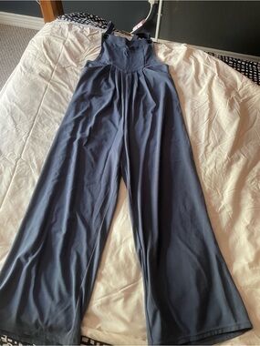 HALARA Wide-Leg Jumpsuit in Navy